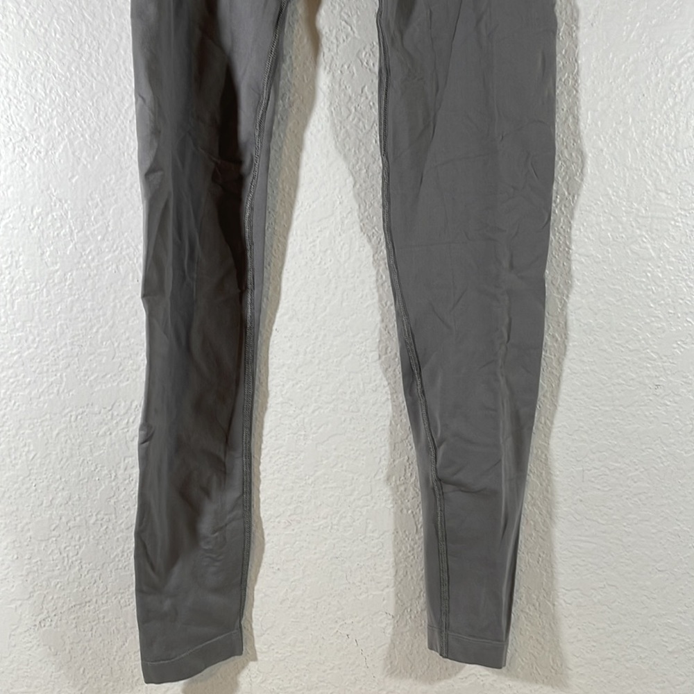 Gymshark Seamless Gray & Coral Workout Leggings Size Medium - Picture 3 of 8